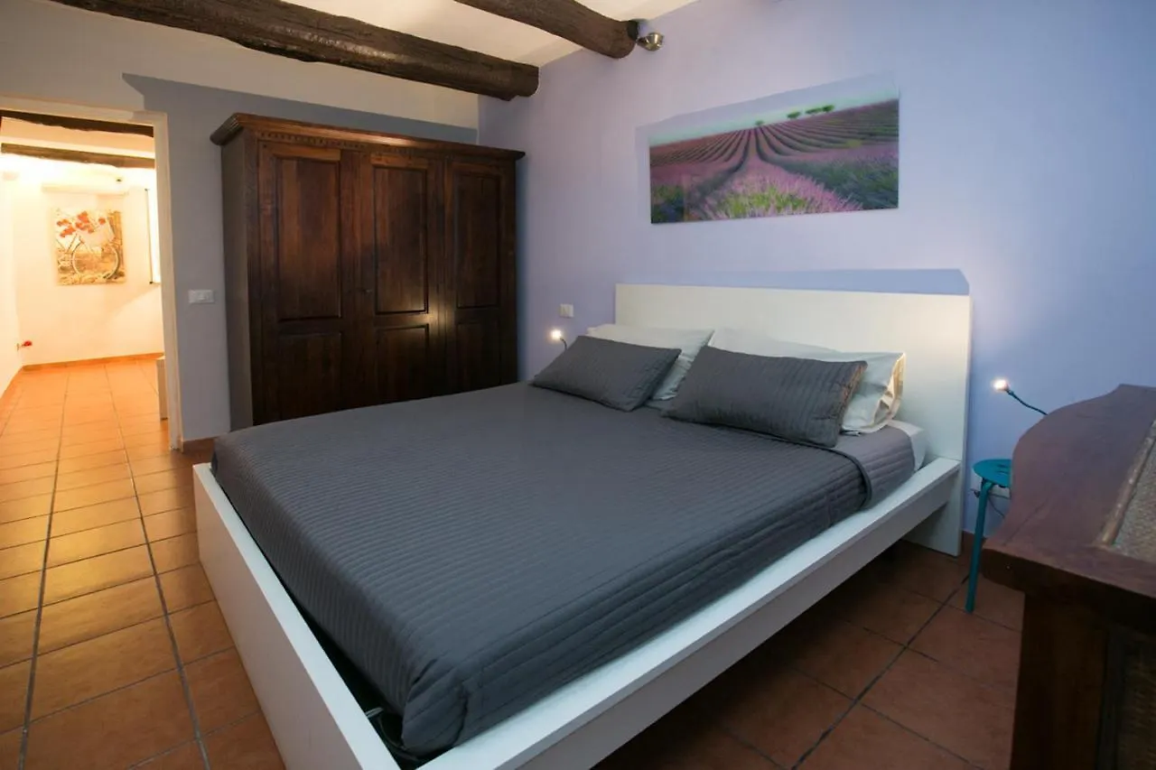 Vaticanhouse Apartment Rome Italy